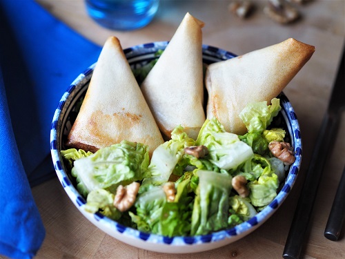 French recipe - Samosa French Style with Pears and Blue Cheese
