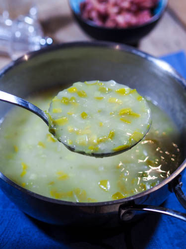 Soupe poireaux et pommes de terre façon Bernard Loiseau