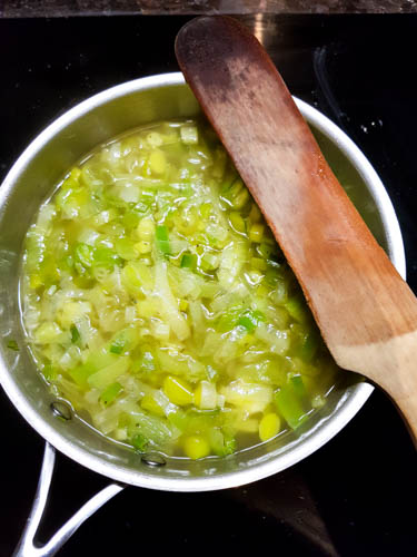 Soupe poireaux et pommes de terre façon Bernard Loiseau