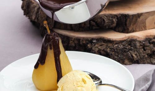 Pears Belle-Hélène Classic French dessert