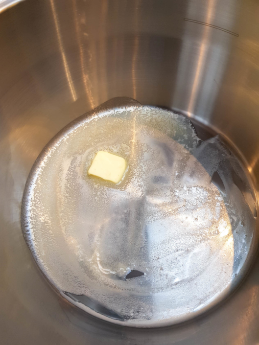 faire fondre le beurre tout doucement