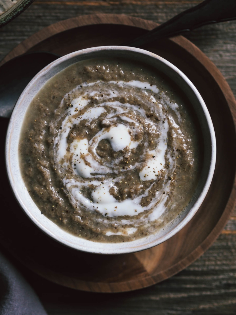 button mushroom soup with cream French style